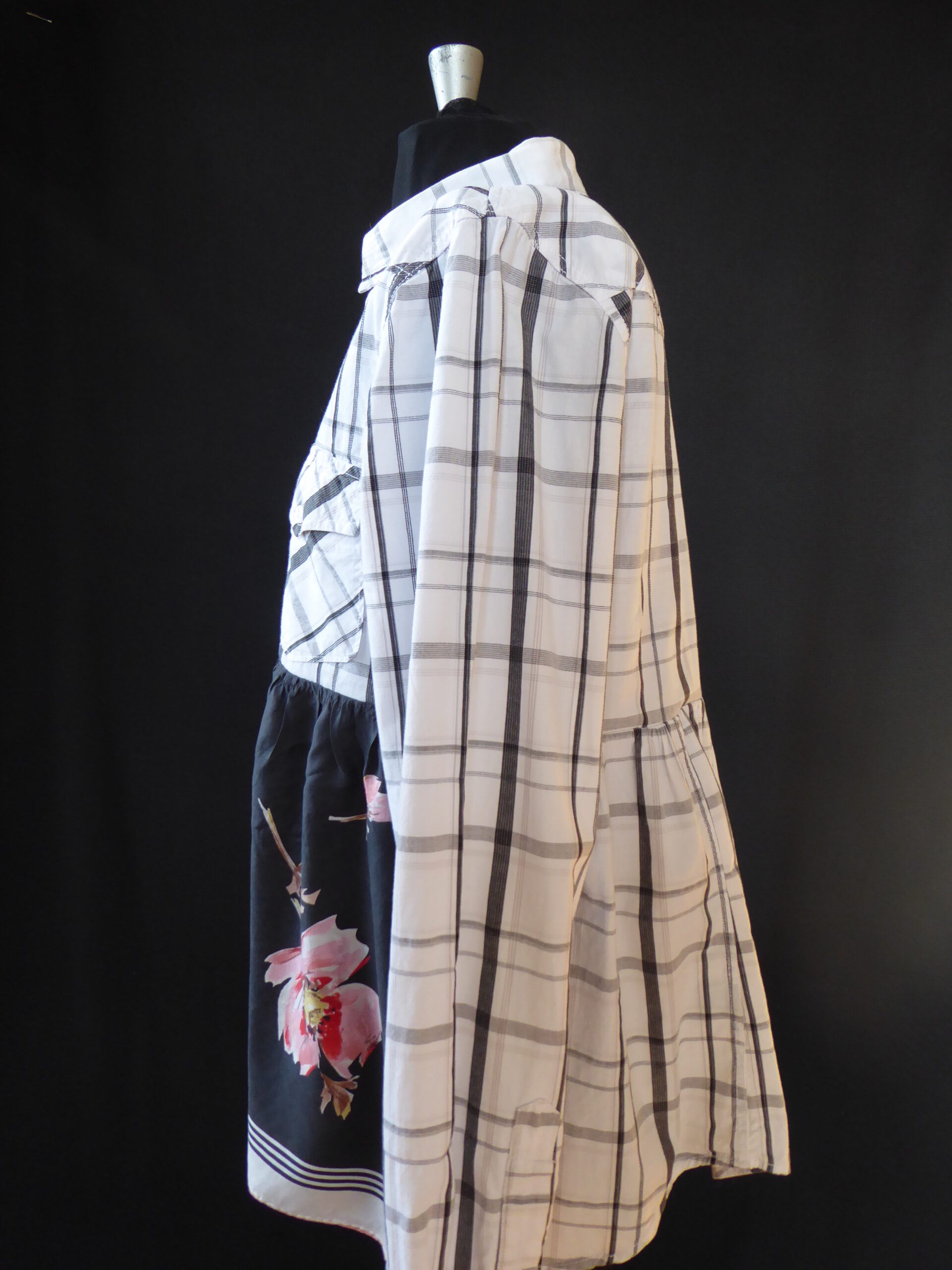 White & Black & Bold Silk Floral Ladies' Shirt - Image 2